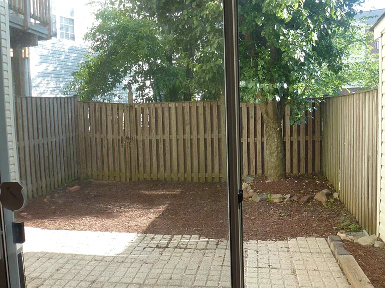 13125 Park Crescent Cir — Photo 7