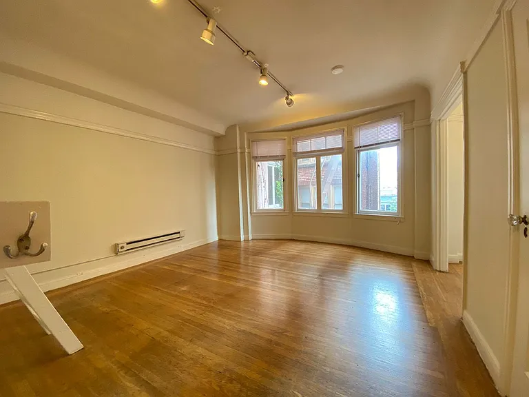 930 Sutter Street — Photo 13
