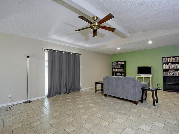 4th image of 4709 Franklin Park Dr