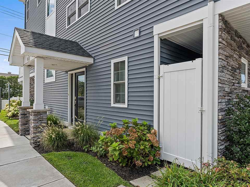 1st image of 1116 Stone Harbor Blvd #101