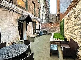 200 Waverly Pl APT 4, New York, NY 10014