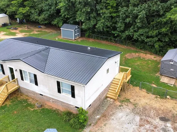 122 Carefree Ln, Ringgold, VA 24586