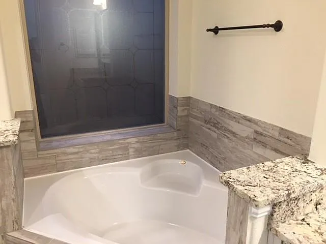 3750 Pinebrook Hollow Ln — Photo 16