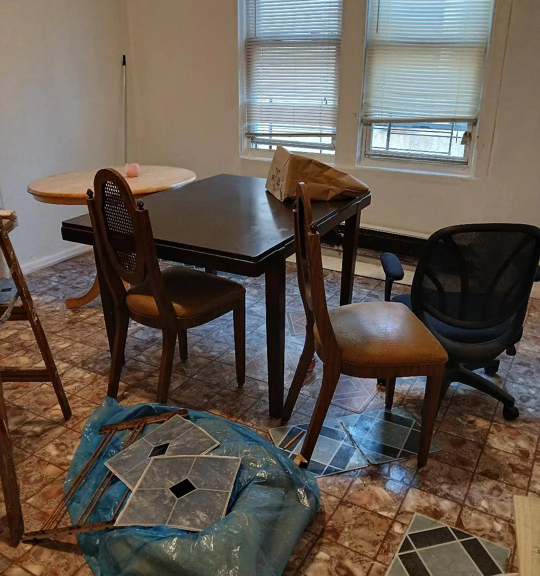 Studio, $3,200 — Photo 1
