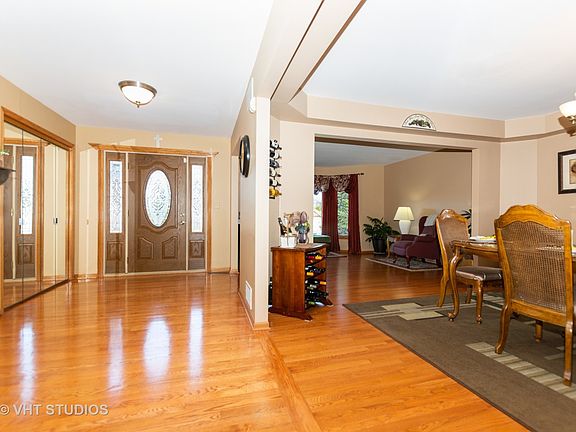 2nd image of 12520 Melvina Ave