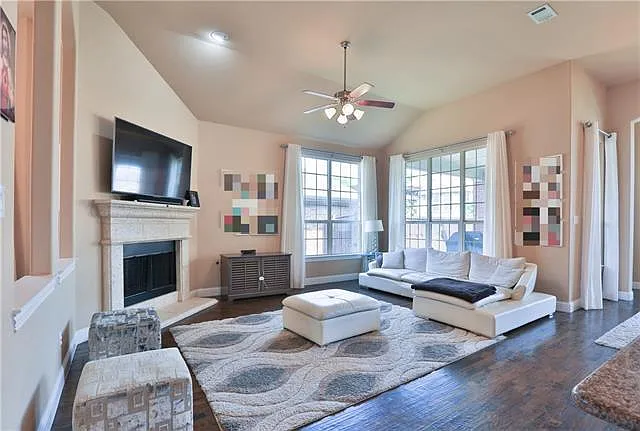 2529 Brandon Dr — Photo 28