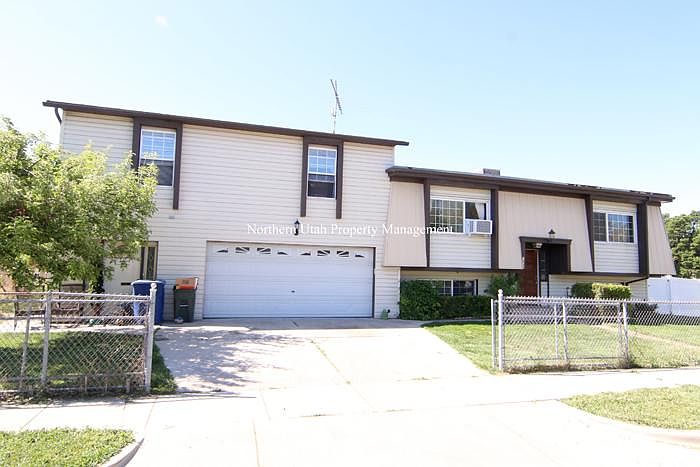 1st image of 1855 W Mojave Dr