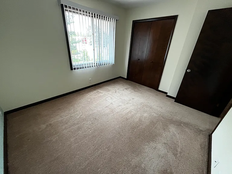 428 Butternut Dr #4 — Photo 12