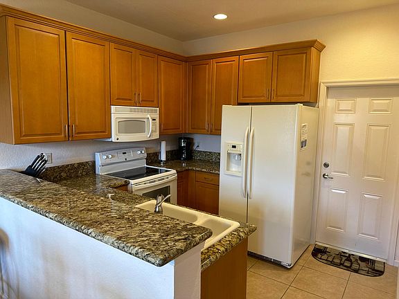 5th image of 2534 Stockbridge Square SW