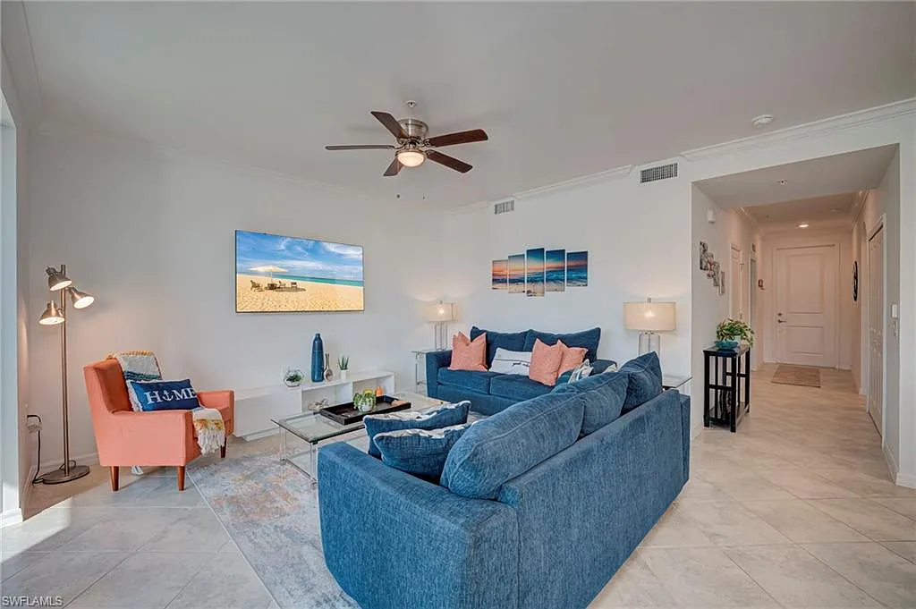 2 bed, 2.0 bath, 1154 sqft, $1,975 — Photo 4