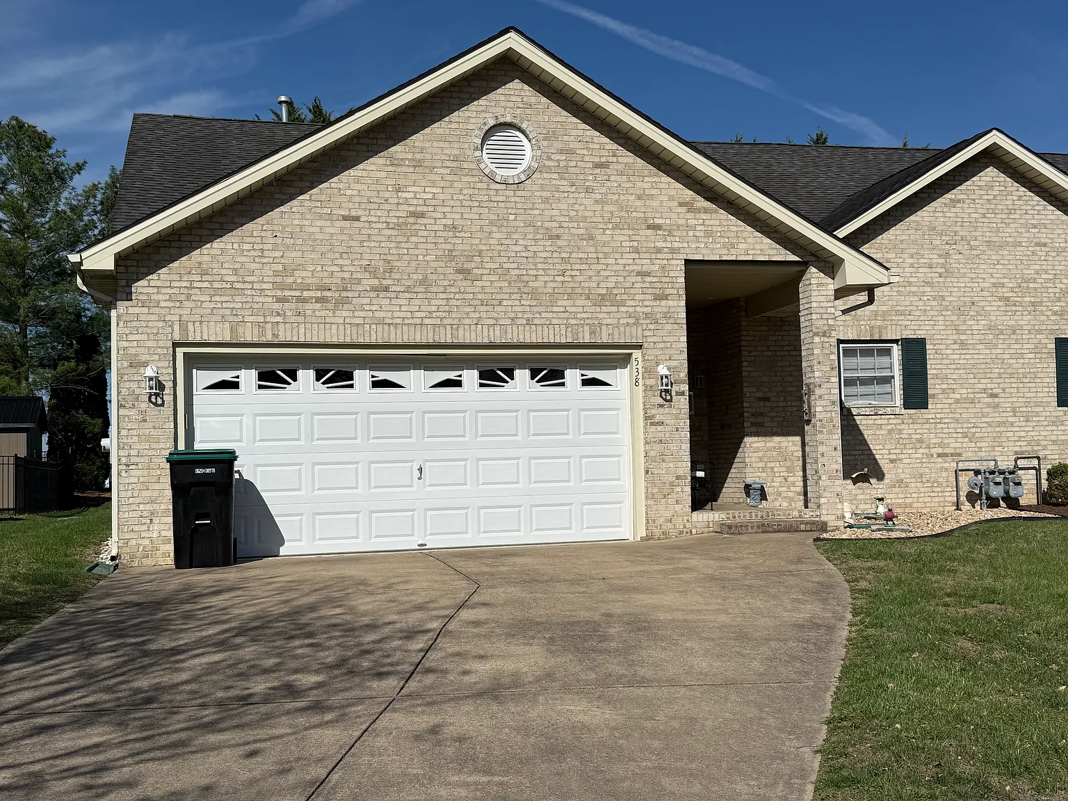 2 bed, 1558 sqft, $1,850 — Photo 1