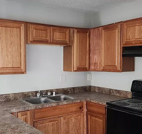 2nd image of 3927 Highridge Dr SW #B