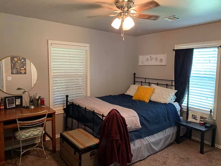 215 E Kittyhawk Dr — Photo 7