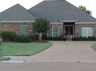 202 Calhoun Dr, Madison, MS 39110