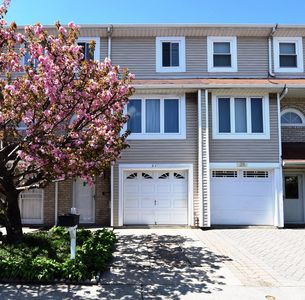31 Carol Pl, Staten Island, NY, 10303
