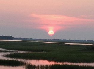 2222 Folly Rd, Charleston, SC 29412