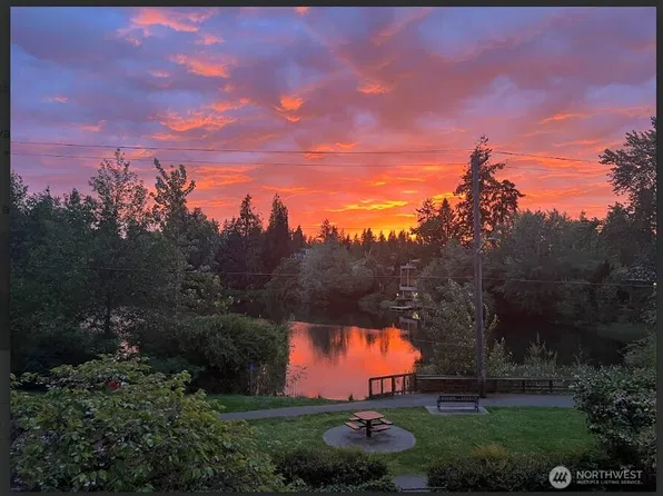 19803 Ashworth Avenue N, Shoreline, WA 98133