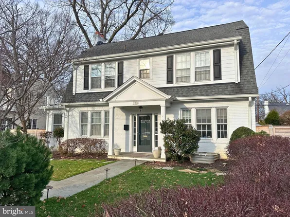 2316 S Arlington Ridge Rd, Arlington, VA 22202