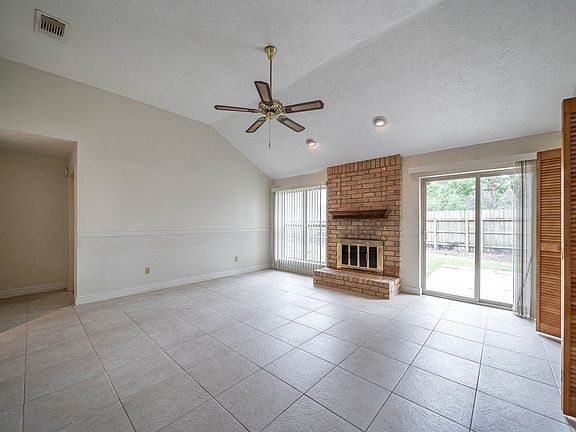 3rd image of 2638 Village Oak Dr