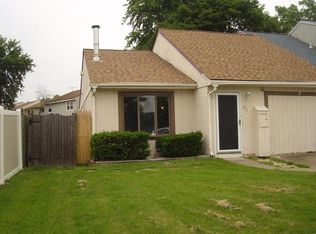 21 Aldeberan Dr, Turnersville, NJ 08012