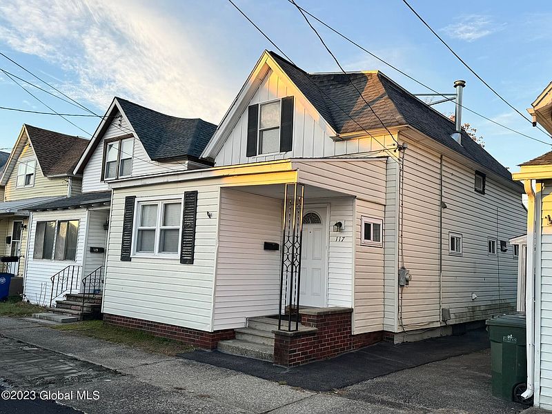 2nd image of 117 Breslin Avenue
