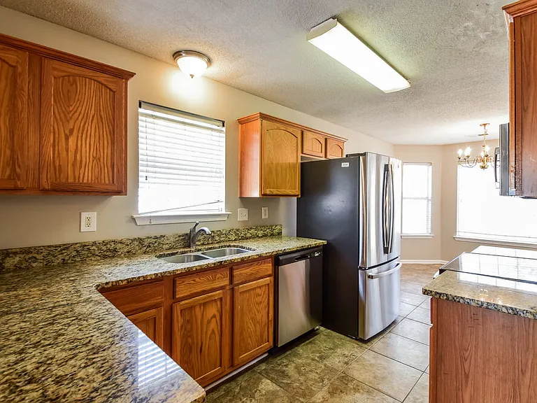 10080 Cross Ridge Rd — Photo 7