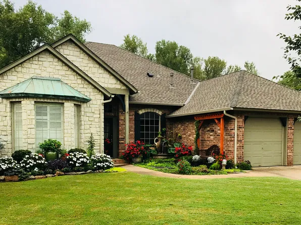 2604 Glenwood Cir, Edmond, OK 73034