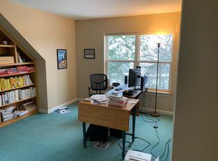 235 Redrock Dr, Burlington, VT 05401