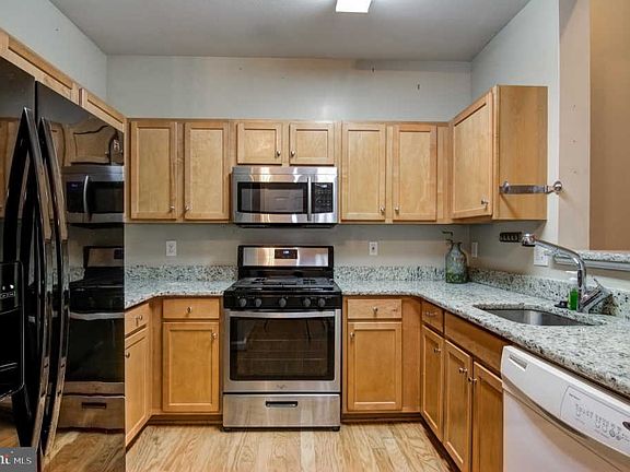 4th image of 13386 Connor Dr APT K