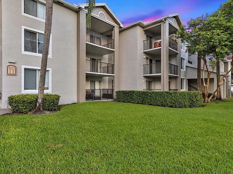 Coral Vista — Photo 18