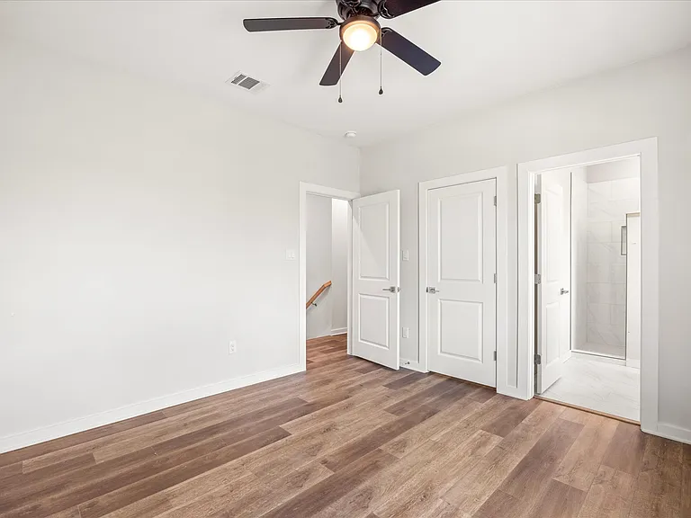 706 N Sycamore Dr — Photo 6
