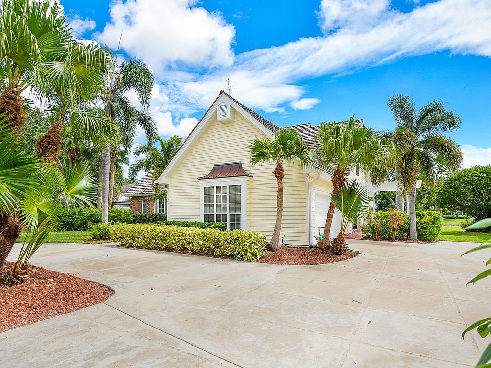 1st image of 18360 SE Lakeside Dr #18360