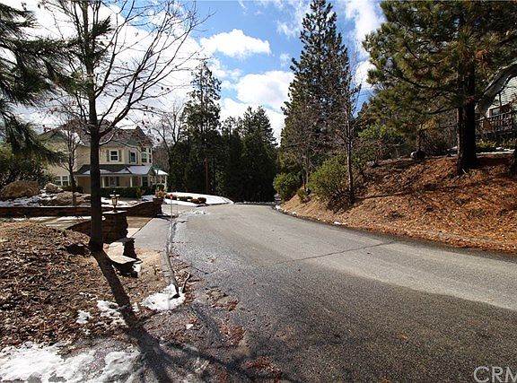 2nd image of 27609 Cedarwood Dr