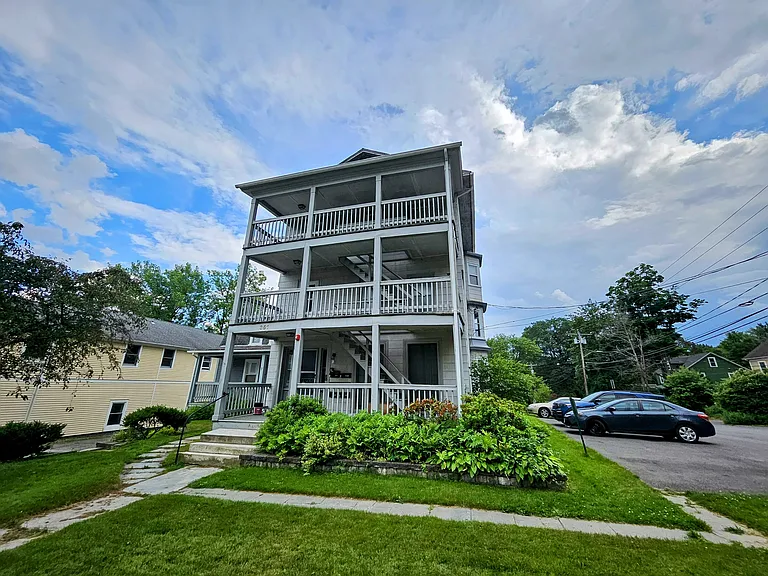 351 Main St #1 — Photo 1