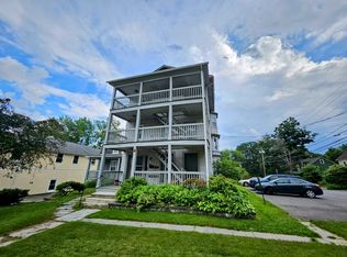 351 Main St APT 4, Amherst, MA 01002