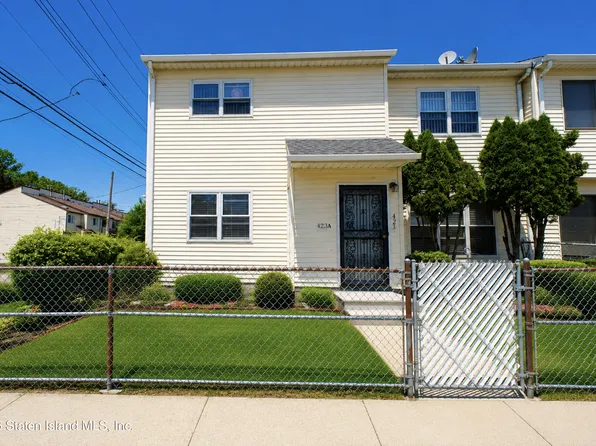 423 Weser Ave #A, Staten Island, NY 10304