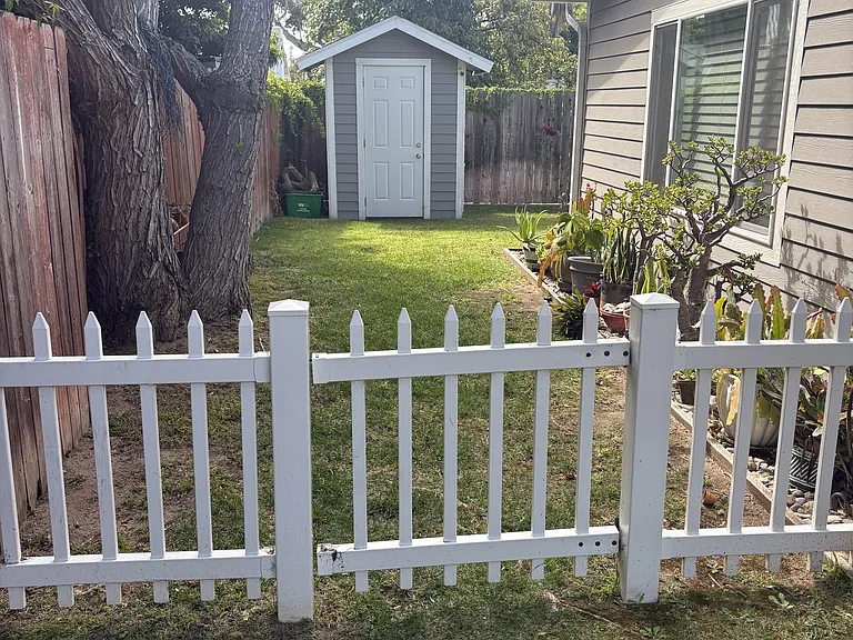 1107 Oak Ave — Photo 5