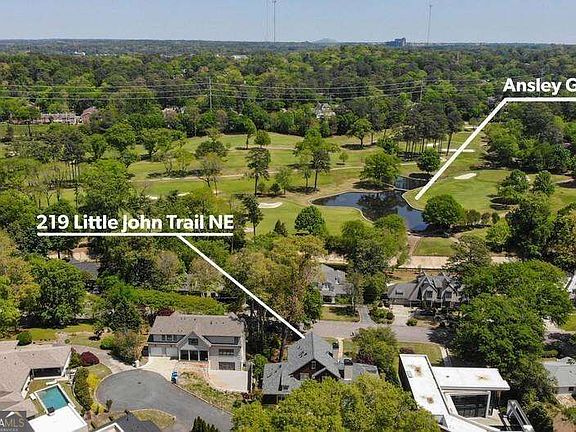 3rd image of 219 Little John Trl NE