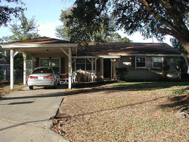 1st image of 634 Crepe Myrtle Ave