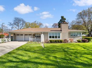 206 W Orchard St, Arlington Heights, IL