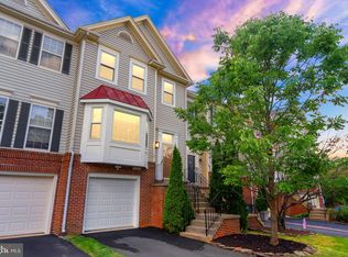 13064 Quartz Ln, Clifton, VA 20124