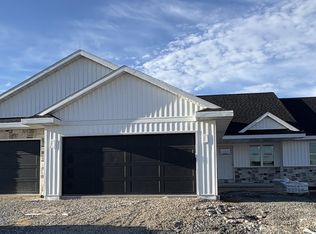 3023 Woodward Way, De Pere, WI 54115