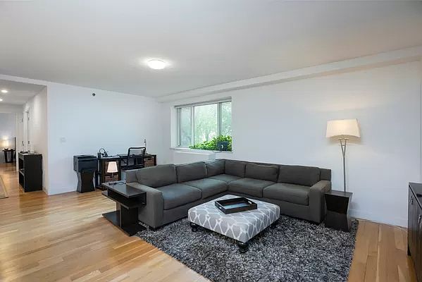 1st image of 301 W 115th St APT 4K