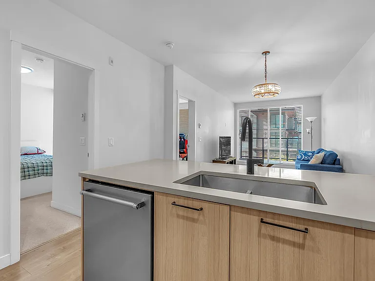 707 Como Lake Ave #212 — Photo 9
