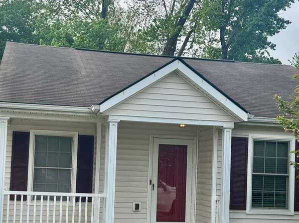 6411 Hunters Creek Blvd, Louisville, KY 40258