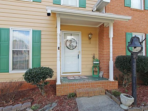 2nd image of 4110 W Cooper Lake Dr SE