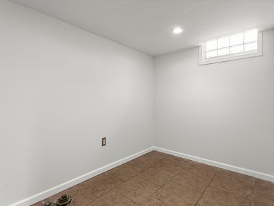 6547 Colonial St, Dearborn Heights, MI, 48127