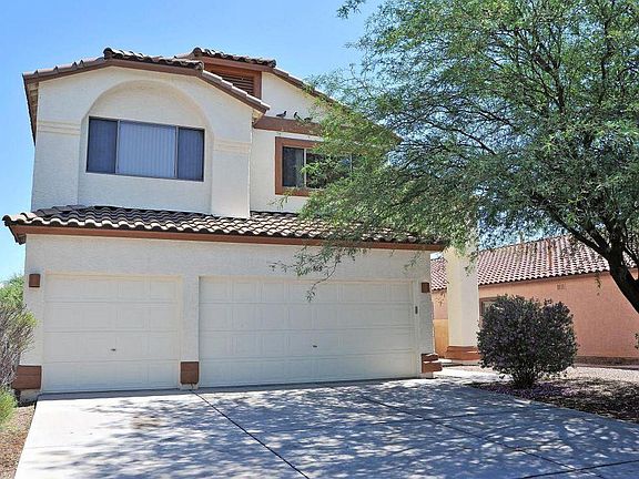 2nd image of 305 E Camino Del Abeto