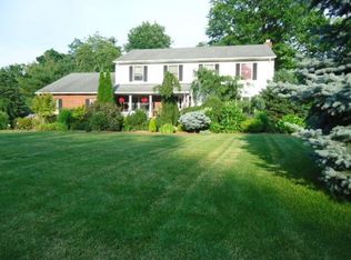 5 Vine St, Waldwick, NJ 07463