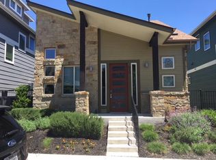 910 Cavalier Ln, Austin, TX 78757